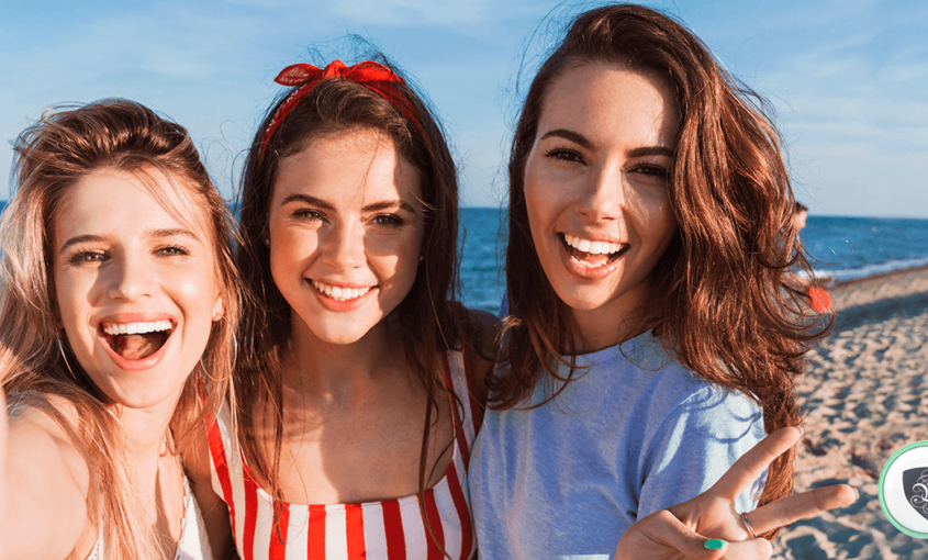 Fake Location: How Vacations Selfies will get You Robbed. | Le VPN